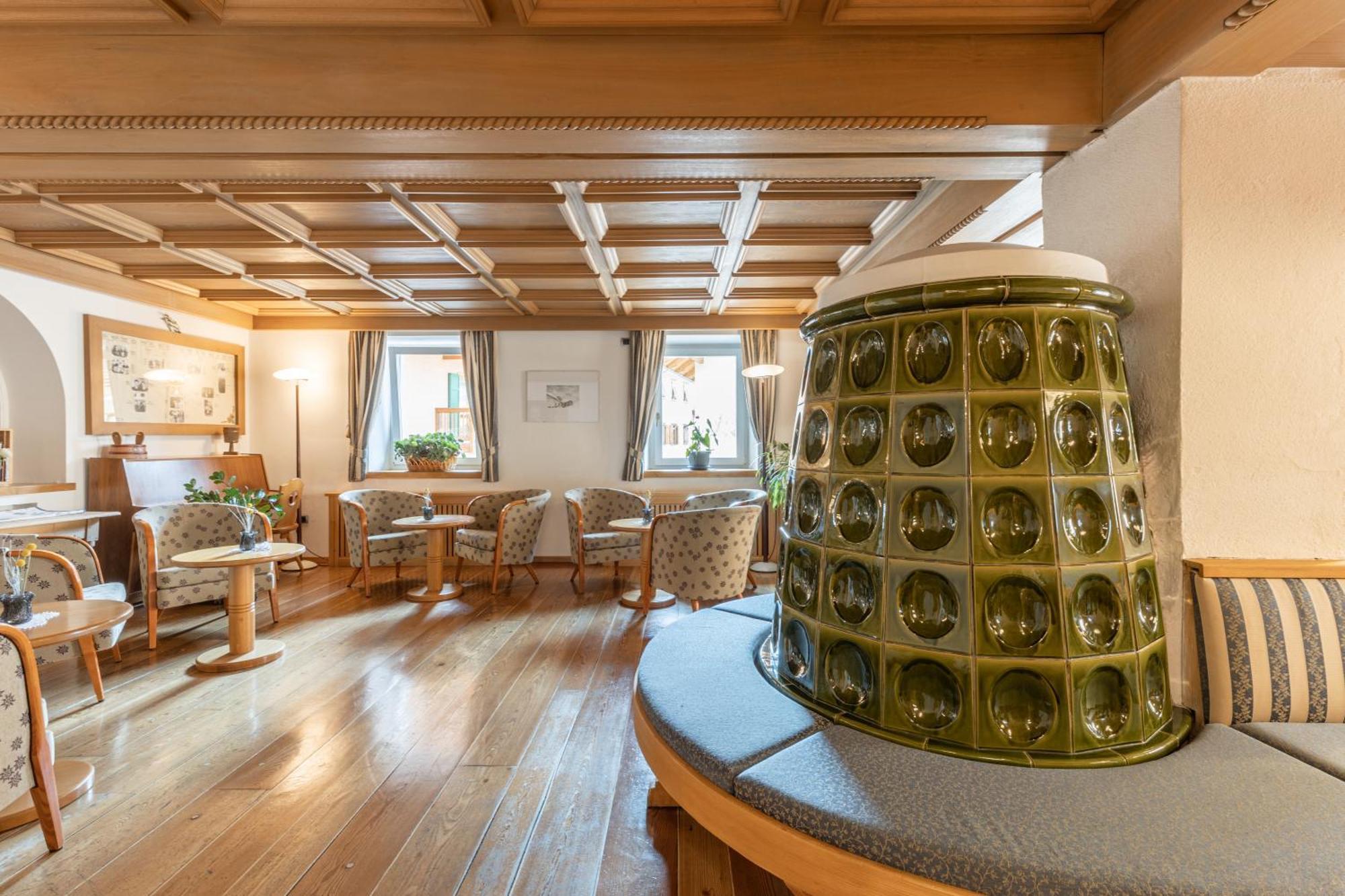 Hotel Alpino Varena